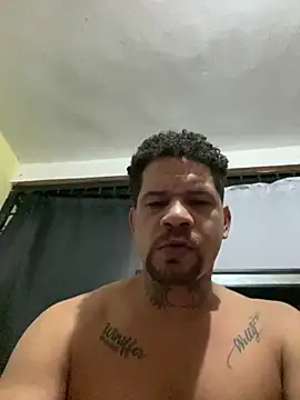 Dominicanobb Show in webcam