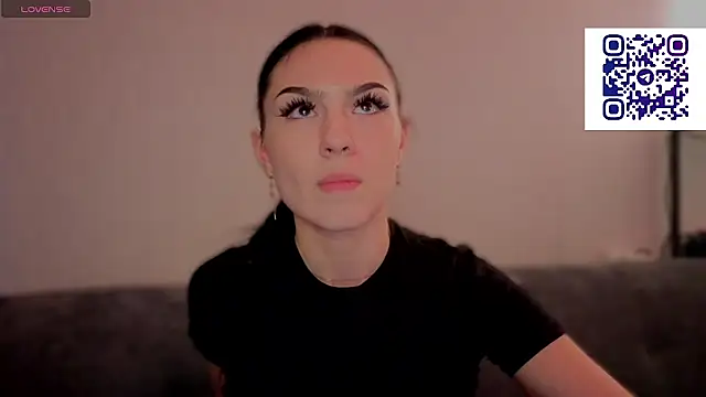 kara_liffe's Live XXX Chat