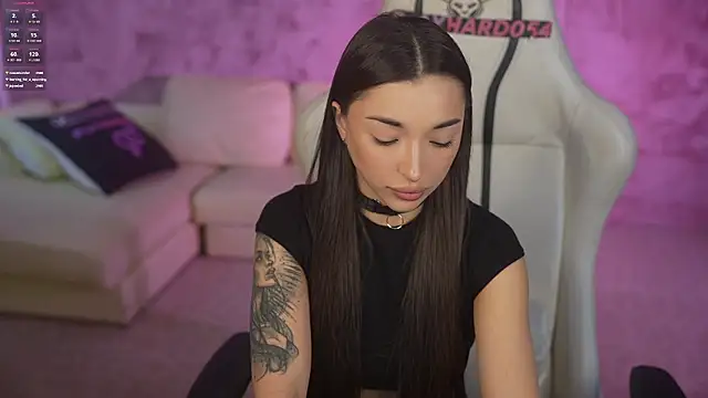 Jasmine_Flow Adlı Modelin Canlı XXX Sohbeti