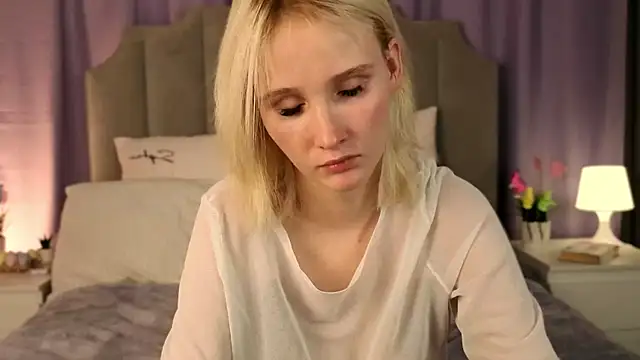 CrystalLili live XXX chat