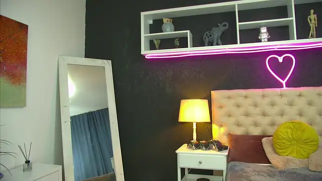 TaniaKaverina – Live XXX-chat