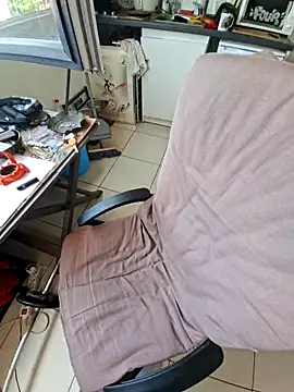 Mr_Graffitimile's Live XXX Chat