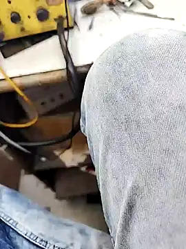 X-boy-11 Adlı Modelin Canlı XXX Sohbeti