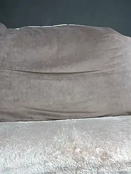 LaraVoosh's Live XXX Chat