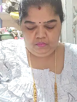 tamilthanushri's Webcam Show