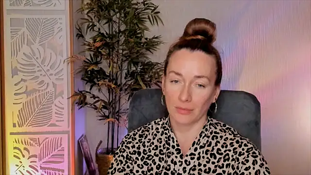 RebeccaMartinez's Live XXX Chat