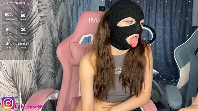 Chat XXX en directo de LallyRose69