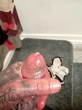 MRTATTWO's Webcam Show