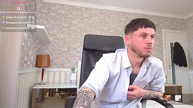 JonahShaw Webcam show