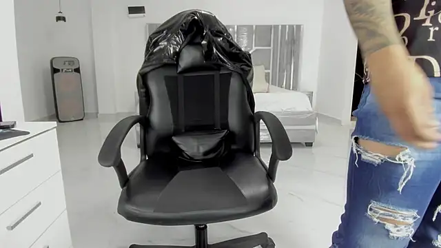 master_leather 网络视讯表演