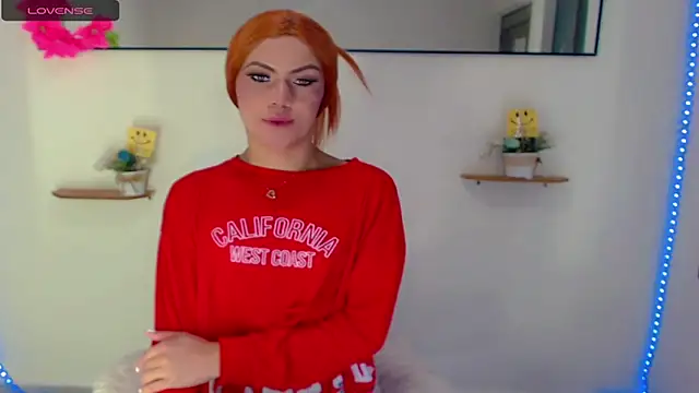 NathalialLooesn Webbikameraesitys