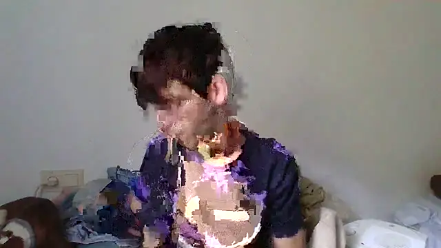 Show modela Widoo22 na web-kameri