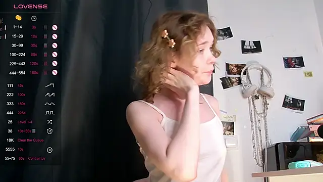 Kellybbfaceのウェブカメラショー