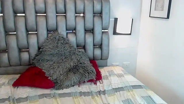 Czat XXX na żywo – Channel_Mills