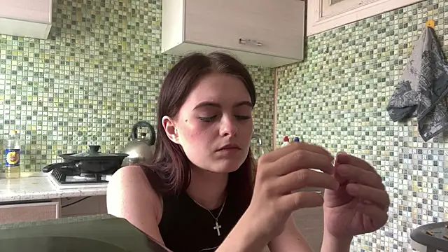 KikiAmino live XXX chat