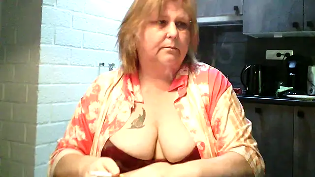 Živý XXX chat Sylviastar46