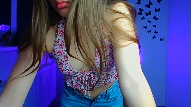 Stefanie_Sweet: онлайн-секс-чат