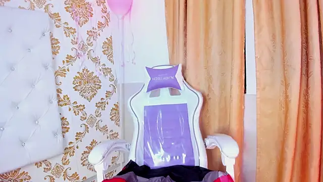 دردشة pinky__bunny الجنسية المباشرة