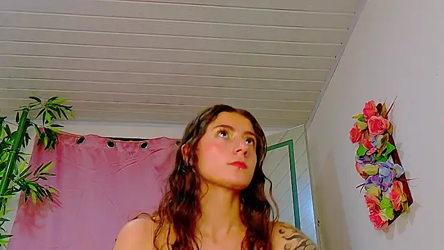 Chatroom XXX en direct de scarlet-jonesx