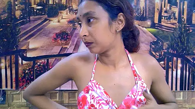 IndianSexyButt Chat XXX live