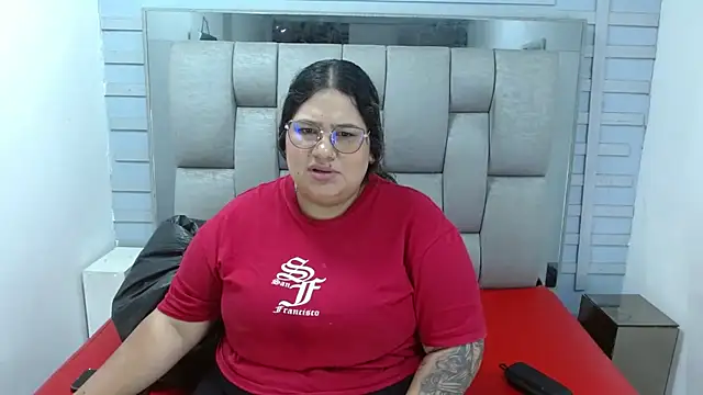 Chat XXX ao vivo de evelin_zaens