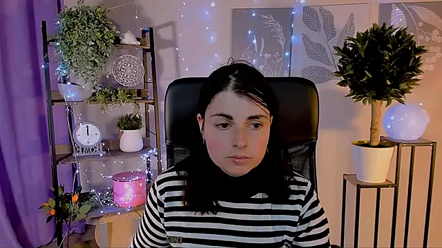 Онлайн чат XXX MartaEdams