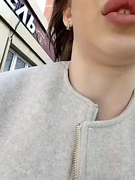 Chat +18 de caressyourself ao vivo