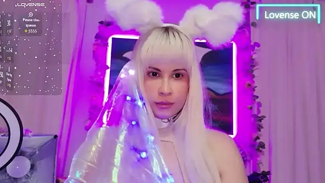 ItsAuroraBorealis' Live XXX Chat