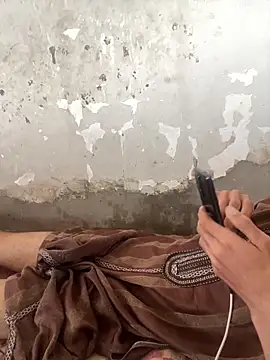 NchadeeQ_n7wiiiQ Adlı Modelin Web Kamerası Şovu