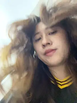 Liliya-77 网络视讯表演