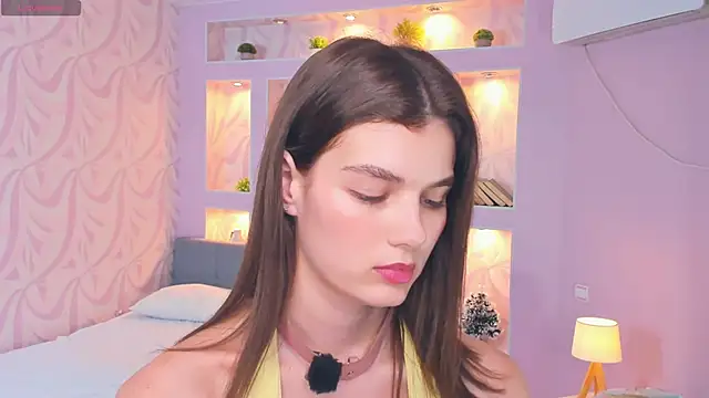 FloraDobb live XXX chat