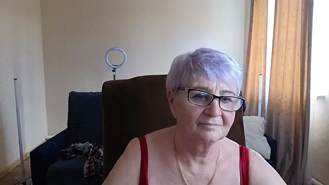 Show modela Sandra_Snowflake na web-kameri