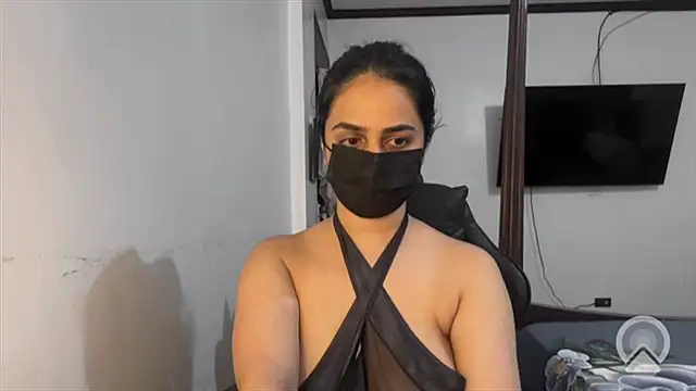 aisha1630 Show in webcam