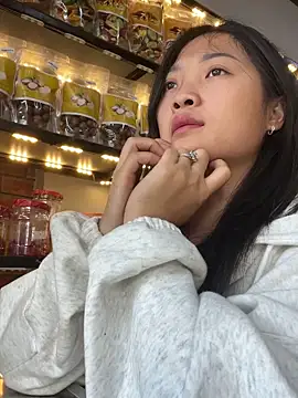 Show modela Lyn-be99 na web-kameri