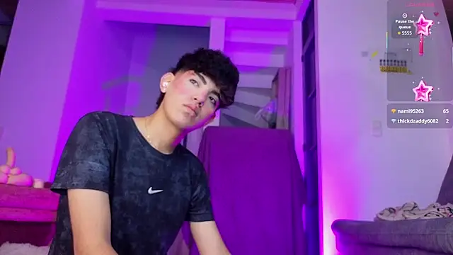 max_femboy Webcam-Show