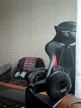 _uncle_Mitya-43_ Pertunjukan Webcam