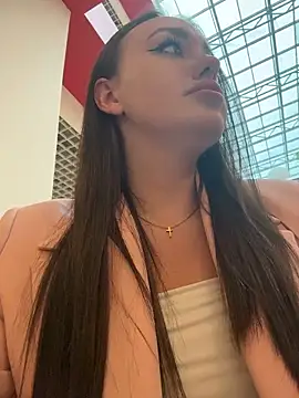 KiraSunshine's Live XXX Chat