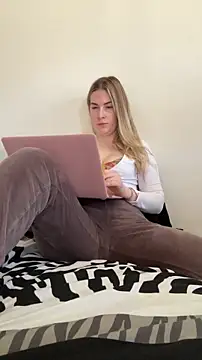 AngelicaPeligrosa's Live XXX Chat