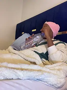 Živý XXX chat Dellah27