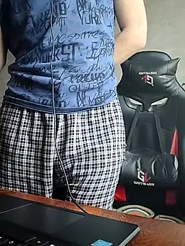 _uncle_Mitya-43_ Pertunjukan Webcam