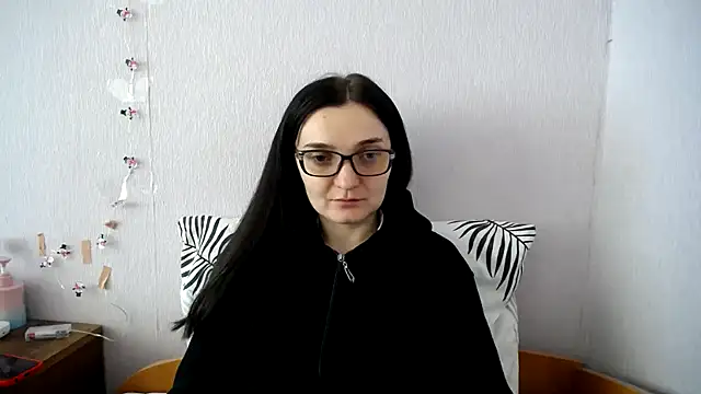 Shiny_gine live XXX chat