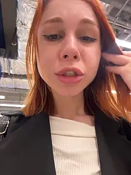 دردشة RosieSecret الجنسية المباشرة