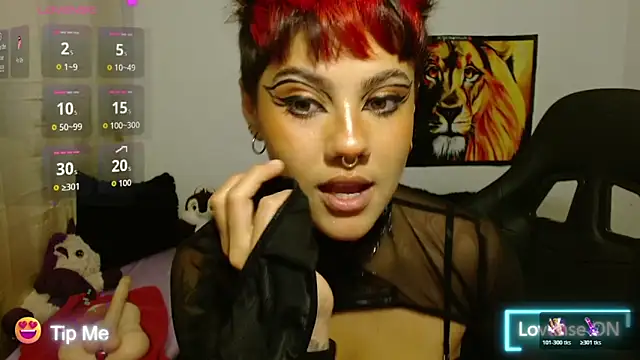 Divinejewel69's Live XXX Chat