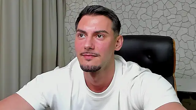 Chat XXX ao vivo de ClintMasters