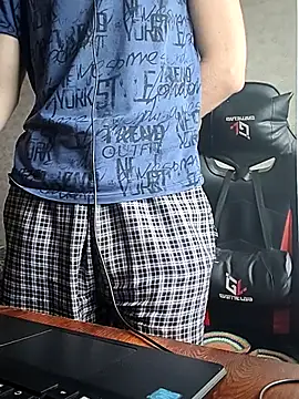 _uncle_Mitya-43_ Pertunjukan Webcam