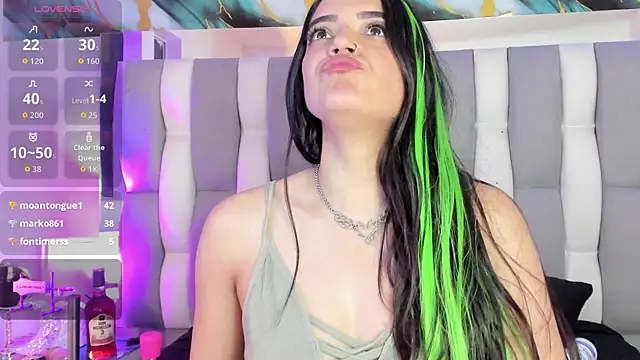 IsaDiiaz Chat XXX in diretta