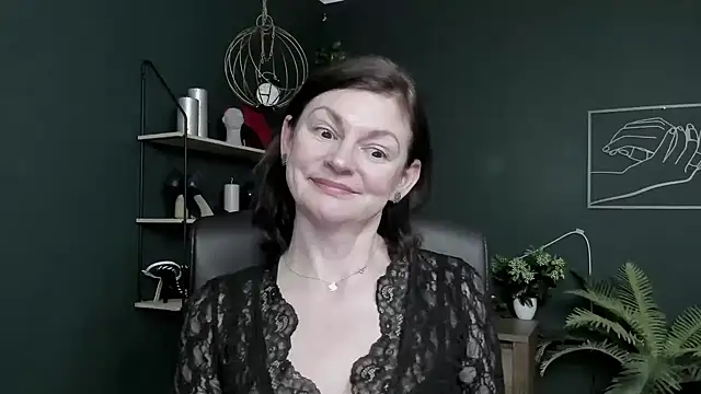 دردشة VivianWILD الجنسية المباشرة