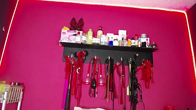 shannon_queen- 即時 XXX 聊天