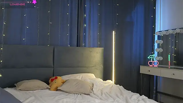 GeorginaDudley Chat XXX live