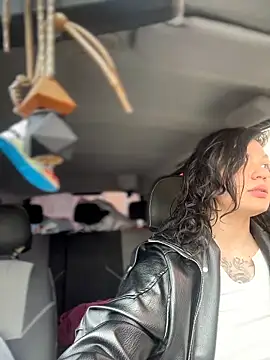 MeekyRich élő XXX-chatje